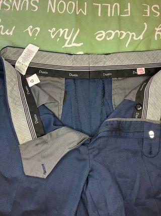 Traje de vestir azul marino para hombre