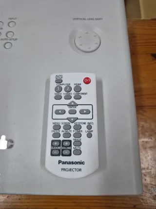 Proyector Panasonic VX500 XGA PT-VX500