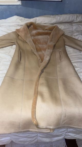 Abrigo de piel Arsopell beige