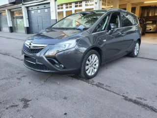 Opel Zafira Tourer 2013