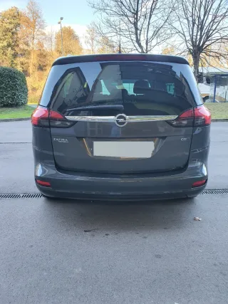 Opel Zafira Tourer 2013