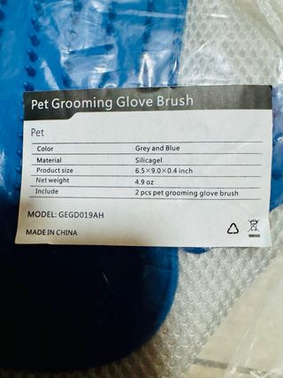 NUEVO! Pack 2 guantes cuidado de mascotas nuevas