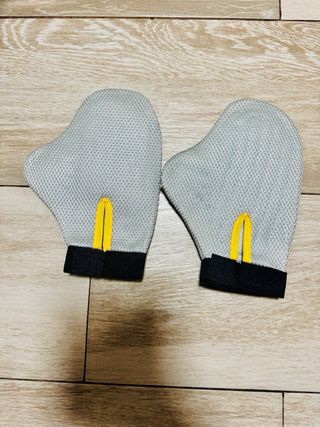 NUEVO! Pack 2 guantes cuidado de mascotas nuevas