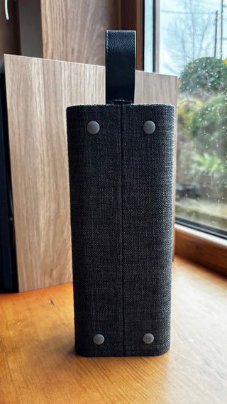 Altavoz Inalámbrico Portátil Inves BT141