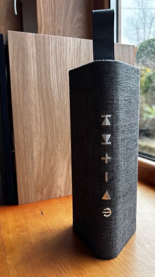 Altavoz Inalámbrico Portátil Inves BT141