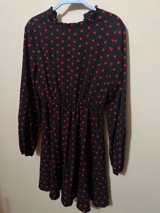 Vestido de mujer con lunares