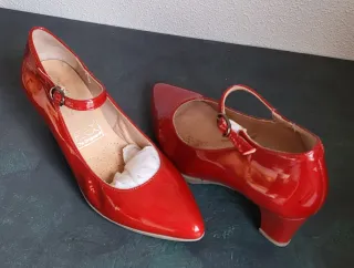 Zapatos de tacón rojos Desiree