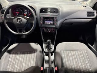 Volkswagen Polo 2015