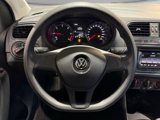 Volkswagen Polo 2015