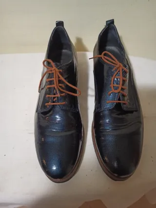 Scarpe eleganti vernice blu notte 41