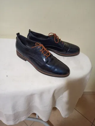 Scarpe eleganti vernice blu notte 41