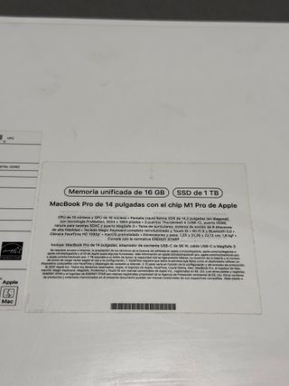 MacBook Pro 14 M1 Pro 10 Núcleos 16GB 1TB