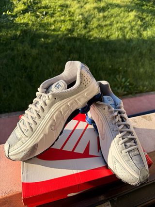 Nike Shox R4 Blancas y Azules 42