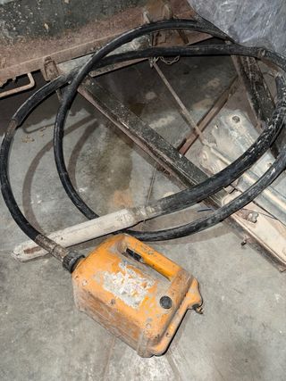 Vibrador de hormigón Enar 2x1!