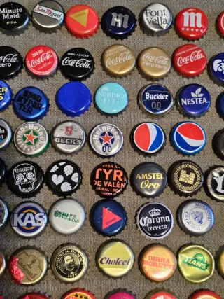 Lote 111 chapas de botella coleccionismo
