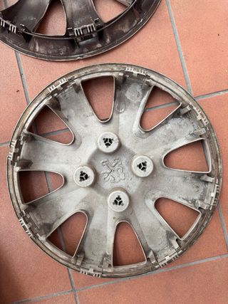 Tapacubos Peugeot 15”