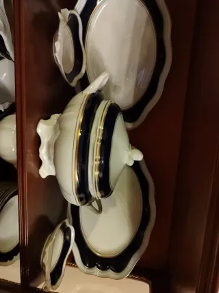 Vajilla de porcelana y cristal