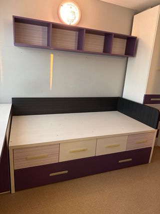 Armario y Cama de 1 metro por 2 metros de largo