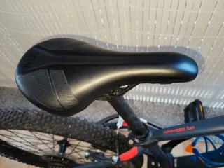 Bicicleta Orbea 24 azul oscuro y Rojo