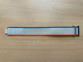 Apple Watch ULTRA 49mm Orange/Beige Trail Loop S/M