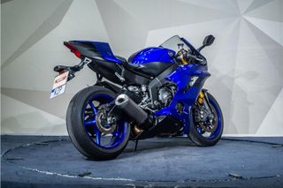 YAMAHA R6 IMPECABLE * POCOS KM *