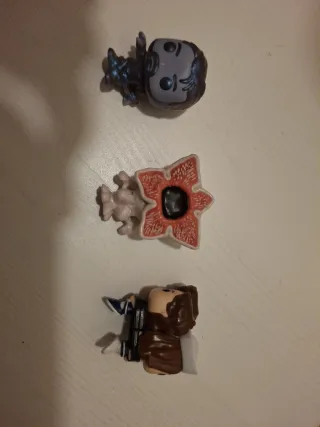 3 Funkos Kinder Joy Stranger Things