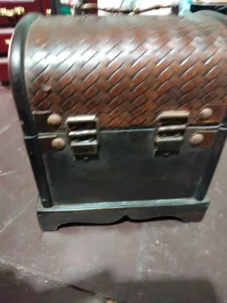 Piccolo forziere decorativo