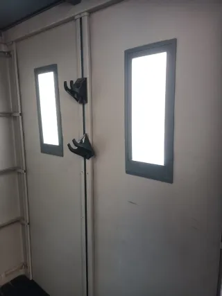 Caseta de PVC Beige y Gris