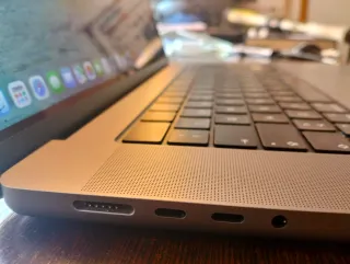 MacBook Pro 16 M1 MAX, 64GB de Ram, GPU32, 1TB