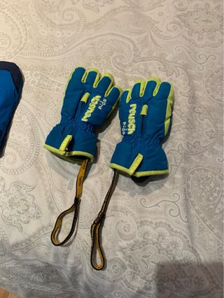 Guantes y manoplas nieve Reusch y wed’ze 3-4 años