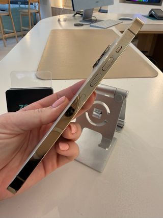 iPhone 13 Pro 256GB Dorado - 2 años de garantía