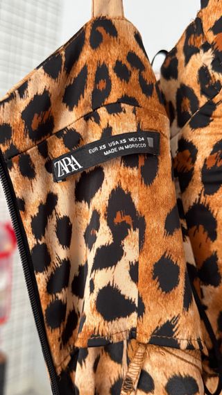 Vestido midi leopardo ZARA talla XS