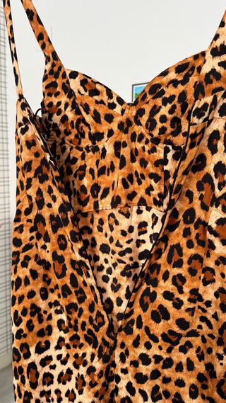 Vestido midi leopardo ZARA talla XS