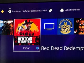 PS4 Slim 1TB Nera + Giochi e Accessori