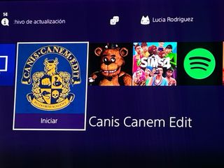 PS4 Slim 1TB Nera + Giochi e Accessori