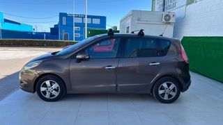 Renault Scenic 2011