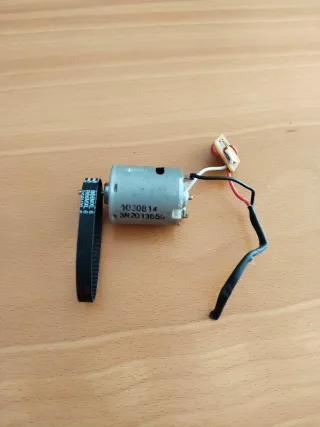 Motor Eléctrico 12V para Aspiradora de Mano