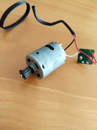 Motor Eléctrico 12V para Aspiradora de Mano