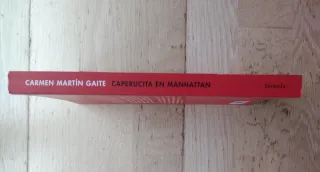 Caperucita en Manhattan - Carmen Martín Gaite