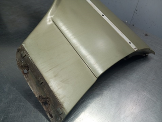 ALETA DELANTERA IZQUIERDA MERCEDES-BENZ 123 (BM 1