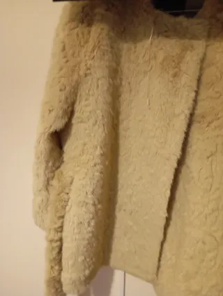 Abrigo pelo beige XL sin estrenar