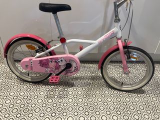 Bicicleta infantil Btwin rosa
