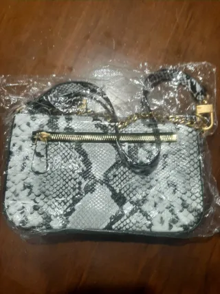 Bolso Guess Serpiente Cadena Dorada