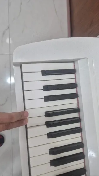 Korg SP280 Piano Digital Blanco