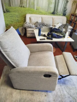 Butaca giratoria y reclinable gris