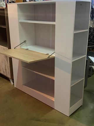 ESTANTERIA BLANCA Y MADERA ESPACIOSA MODERNA