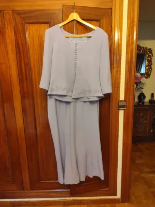 Traje ceremonia lila 2 piezas T.46