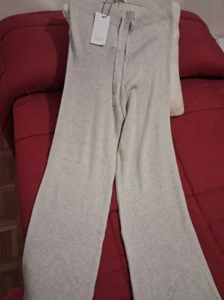 Pantalón gris elástico mujer sin estrenar