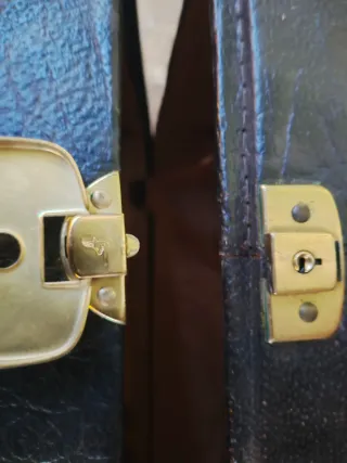 Set de dos maletas de viaje vintage cuero negro