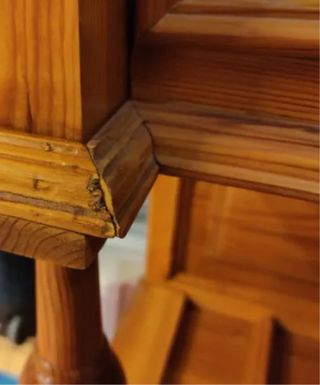 Mueble alacena de madera maciza